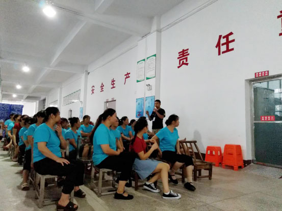 張家界榮升食品有限責(zé)任公司,湘西臘肉,張家界趴趴魚生產(chǎn)銷售,手工姜糖 張家界榮升食品有限責(zé)任公司,湘西臘肉,張家界趴趴魚生產(chǎn)銷售,手工姜糖